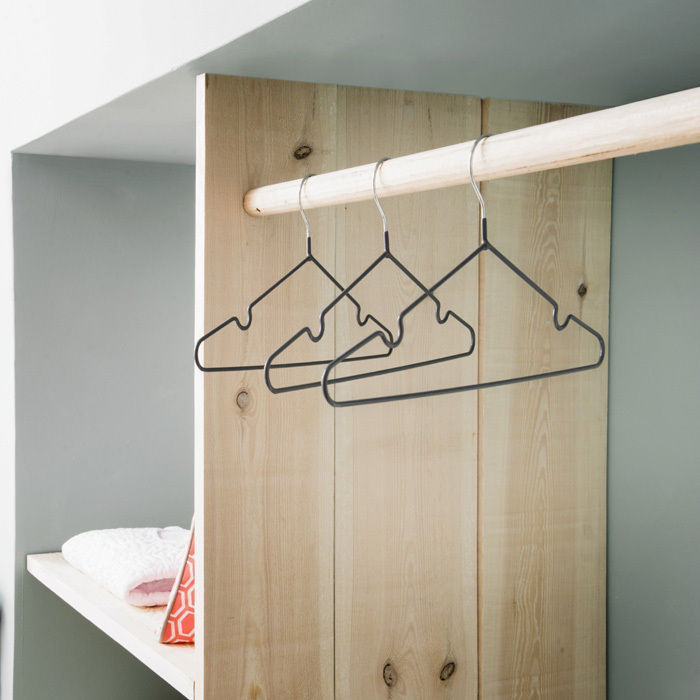 Set mit 3 "Sticky" rutschfesten gekerbten Kleiderbügeln 4 Compactor