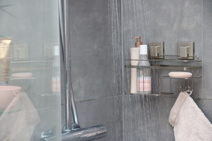 Bestlock Duschstange mit Seifenhalter 3 Compactor