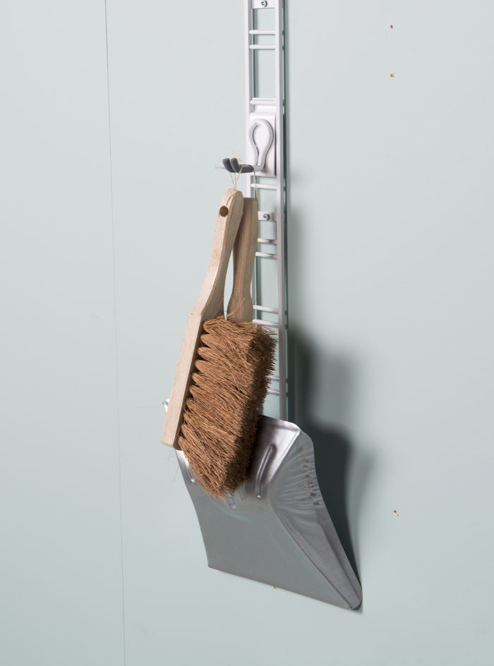 Walltech Hauswirtschaftsraum Lange Leiter-Regal Schiene 3 Compactor