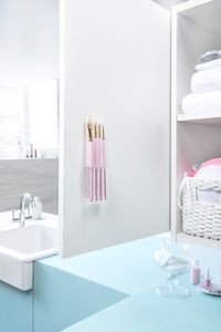 Bestlock Magic Vision Halter für Make-Up Stifte und Pinsel - Transparent