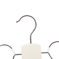 Schalhalter zum Aufhängen