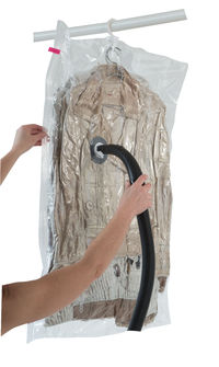 "Espace +" Set aus 2 platzsparenden, hängenden Vakuumbeuteln - 1 langer und 1 kurzer